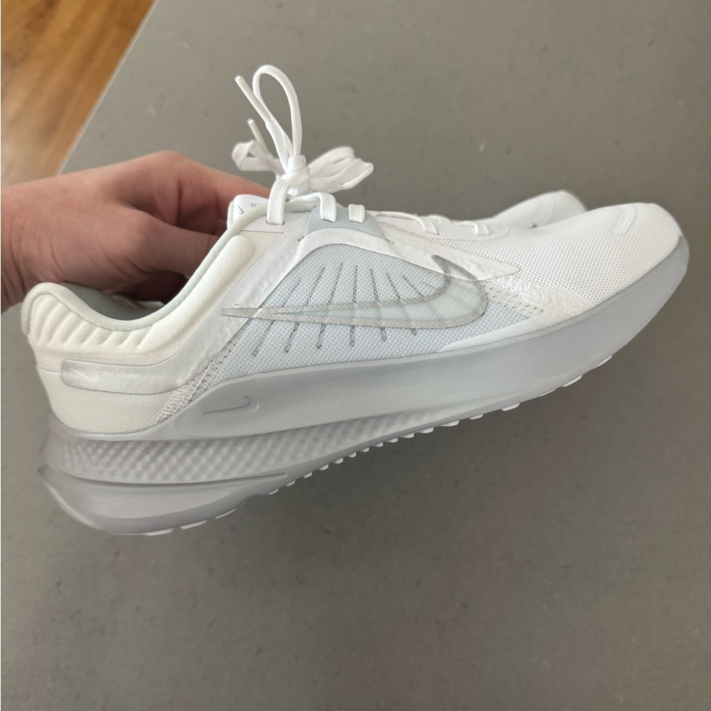 Nike Quest 05 Running Shoes